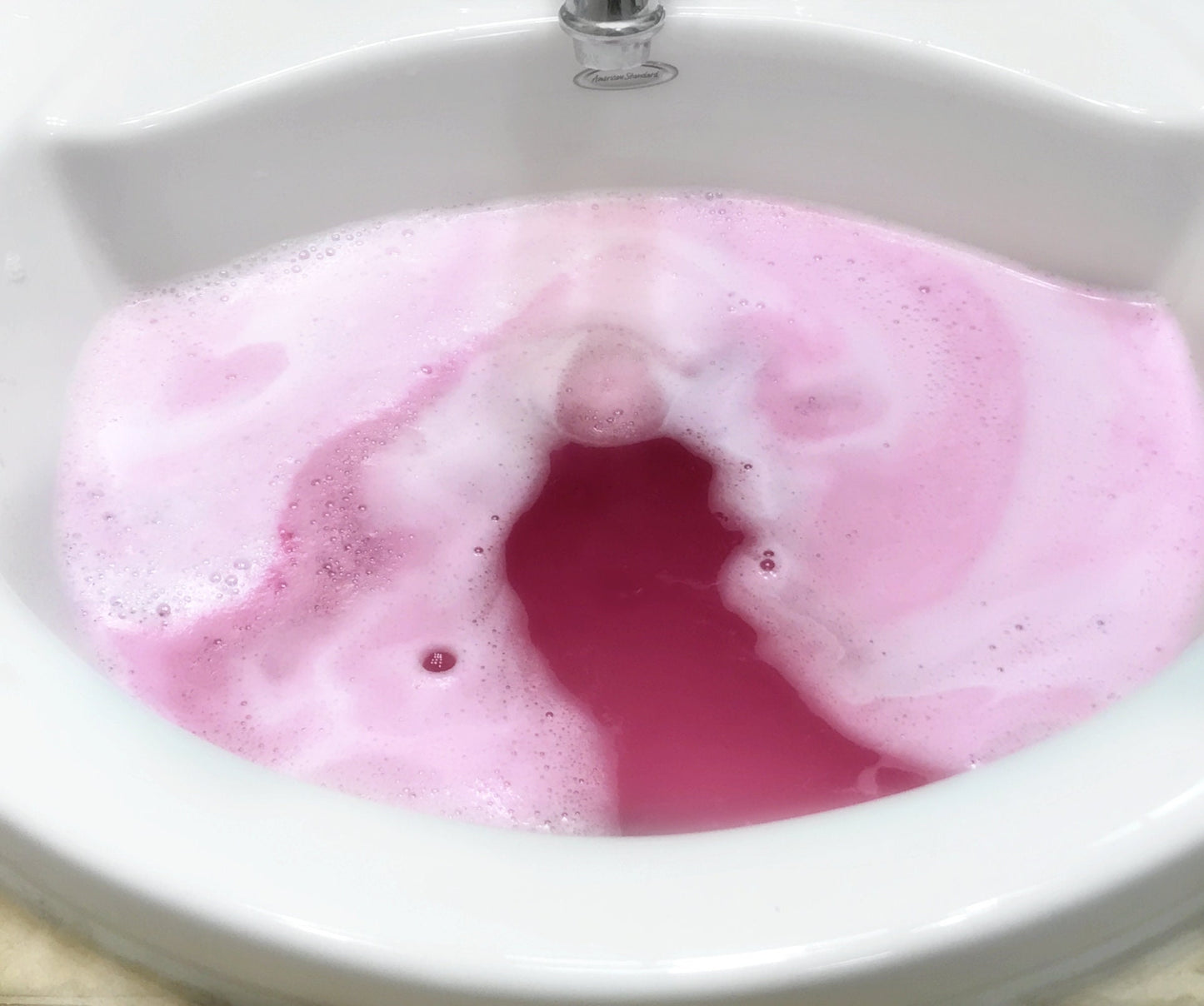 BLACKRASPBERRY VANILLA Artisan Bath Bomb