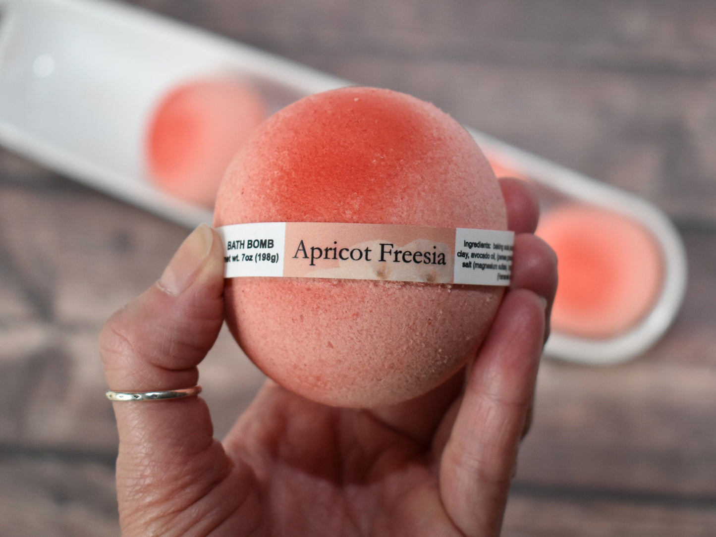 APRICOT FREESIA Bath Bomb